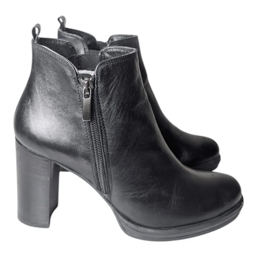 POLVERE Italian Made Black Leather Side Zip Ankle Boot Size 39